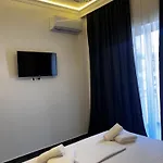Noya Suites Sr