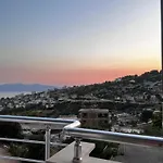 Noya Suites Sr